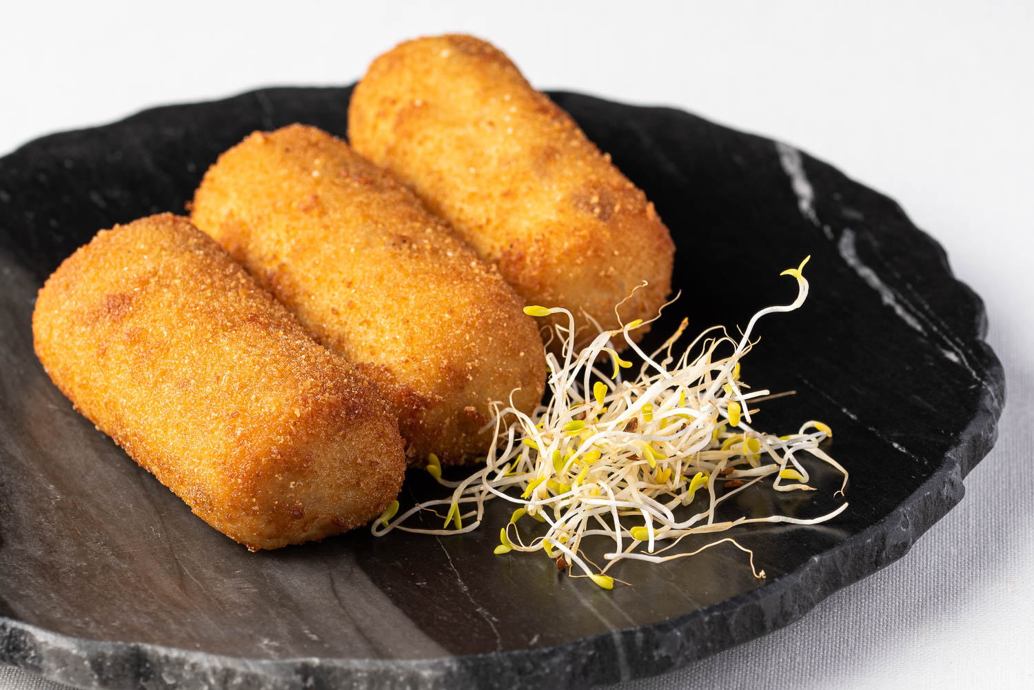 Croquetas caseras de jamón Ibérico (Unidad) Restaurante Juan Moreno